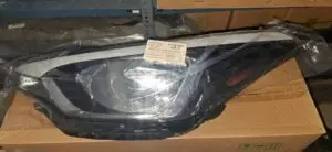 چراغ جلو چپ هیوندای i20 کرمان موتور شماره فنی 92101C8000 عملکرد روشنایی مناسبی دارد