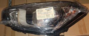 چراغ جلو i20 مدل 2015 چپ با شماره فنی 921011J510،یکی از قطعات حیاتی در سیستم روشنایی است