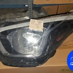 چراغ جلو چپ هیوندای i20 کرمان موتور شماره فنی 92101C8000 عملکرد روشنایی مناسبی دارد