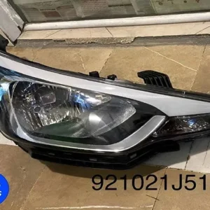 چراغ جلو راست هیوندای i20 پرتاب نور یکنواختی دارد